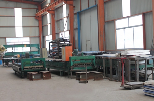 PVC導流板（bǎn）生（shēng）產線