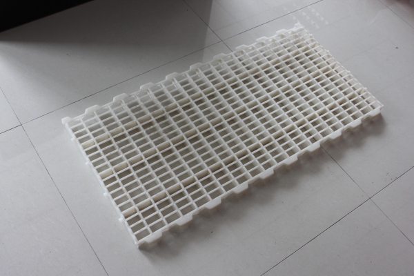 種雞平養塑料漏糞（fèn）地（dì）板