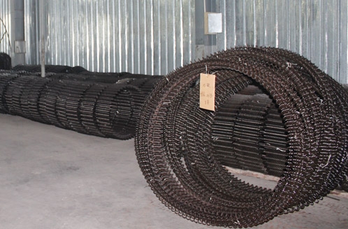 螺旋輸送（sòng）絞龍